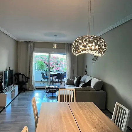Puerto Banus Medina Garden Apartment Marbella